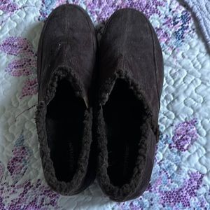 Barely worn slip on shoes